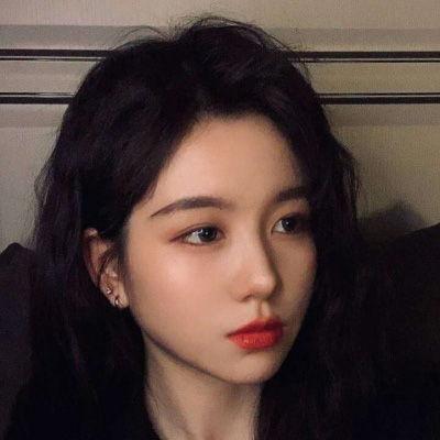 吃瓜女网红图片大全可爱,吃瓜女网红可爱瞬间大盘点