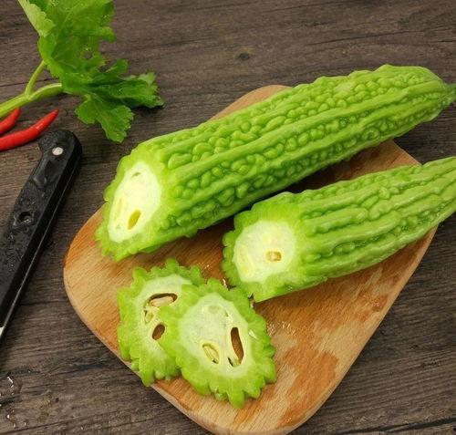 新疆吃瓜网红是谁呀,她是如何成为网络红人的？